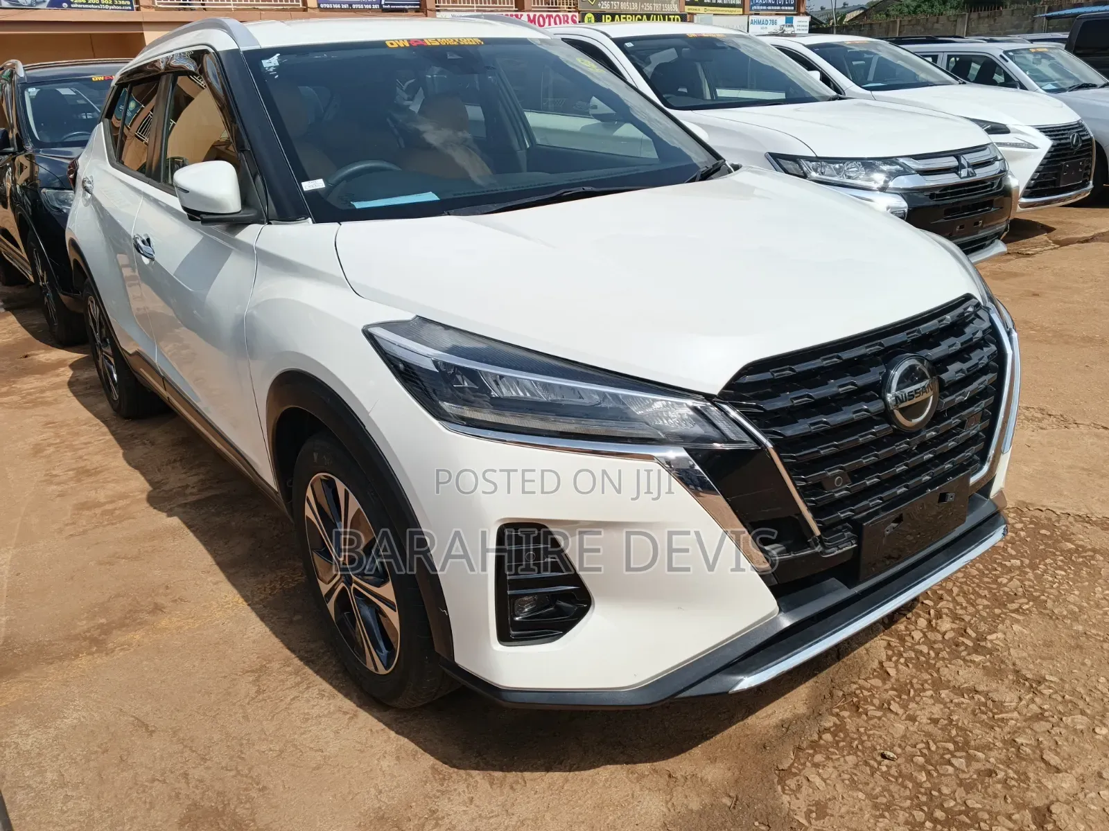 Nissan NP300 2022 White