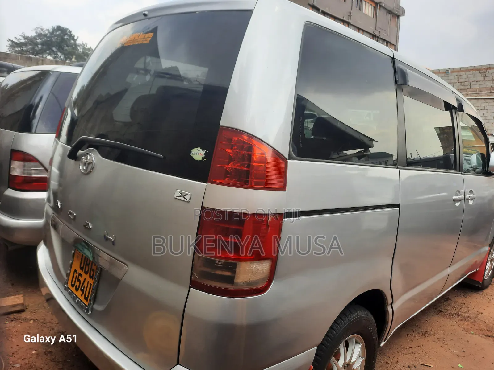 Toyota Noah 2007 Silver