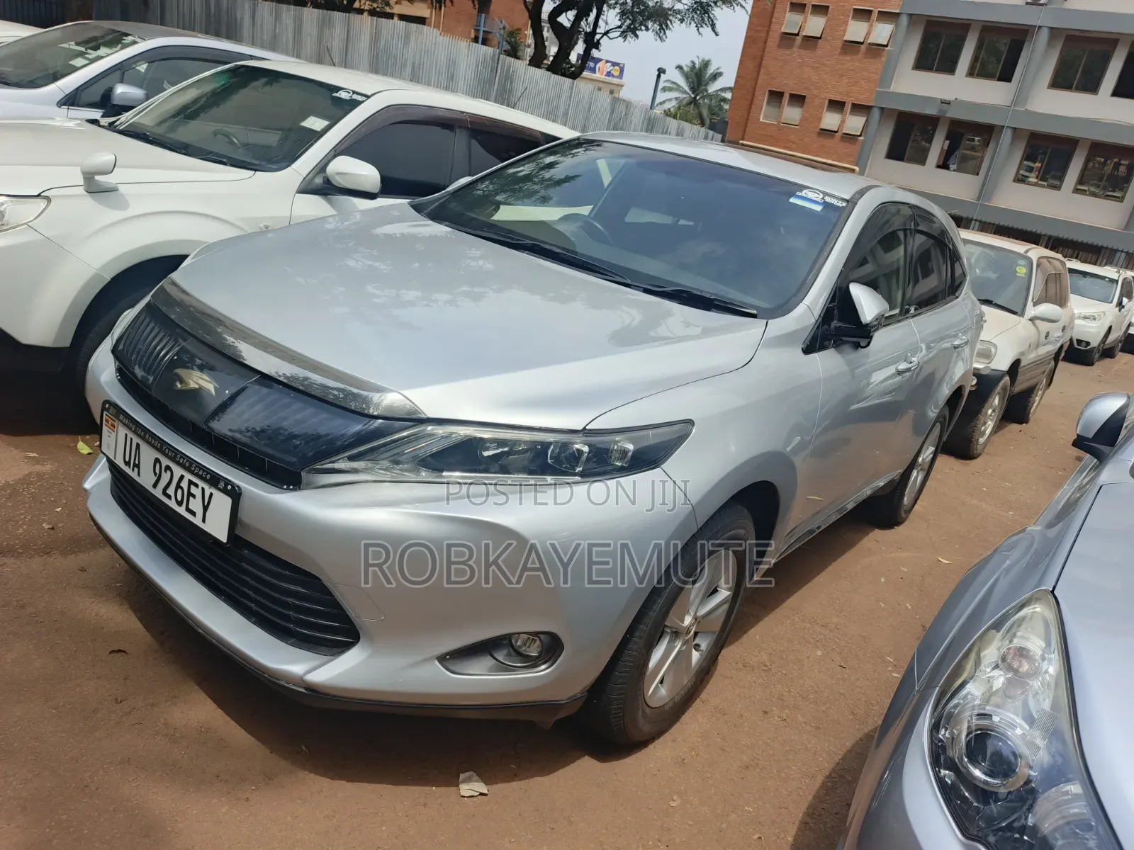 Toyota Harrier 2016 Silver