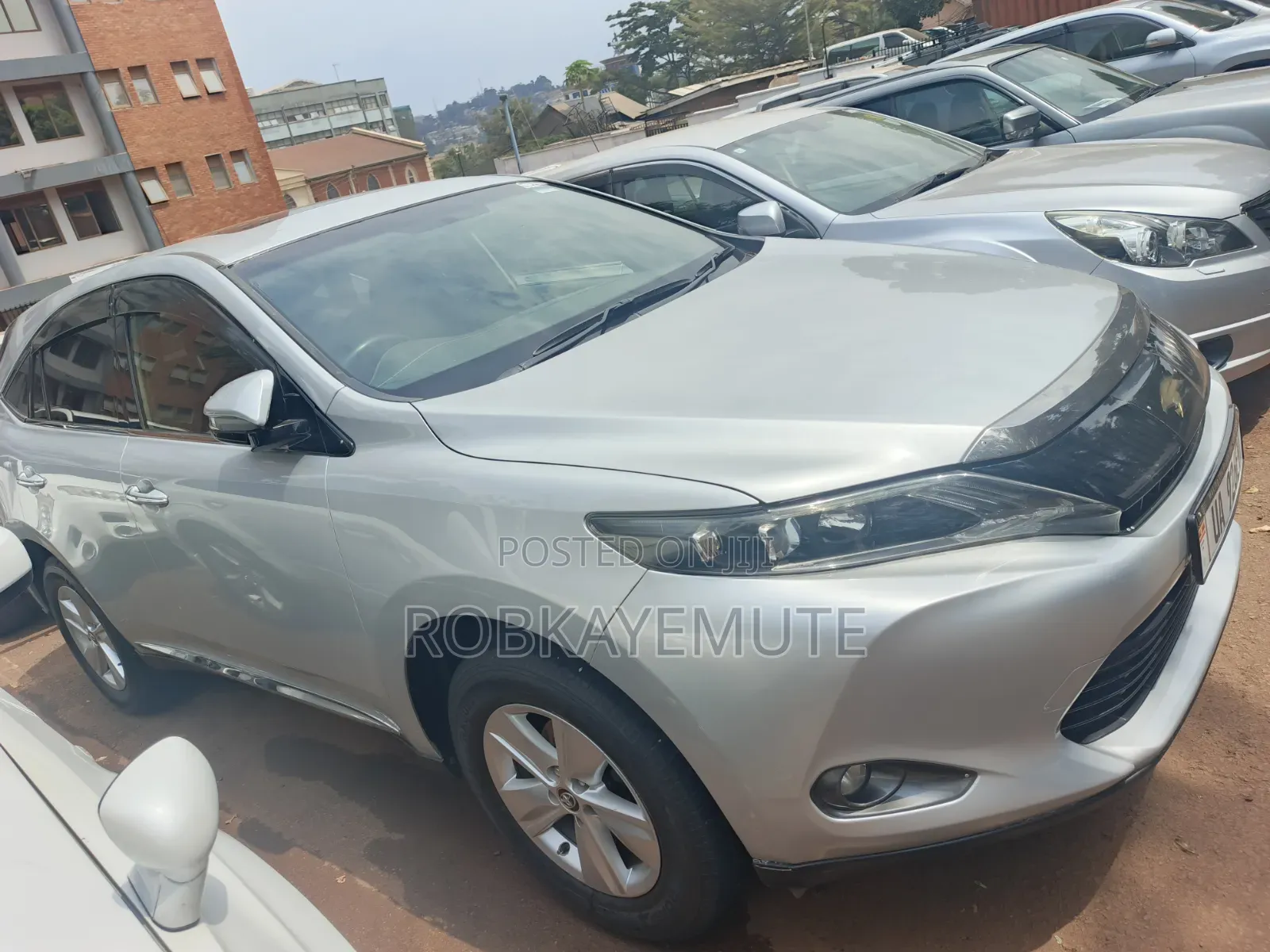 Toyota Harrier 2016 Silver