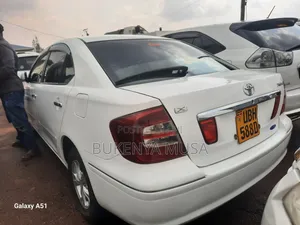 Toyota Premio 2006 White
