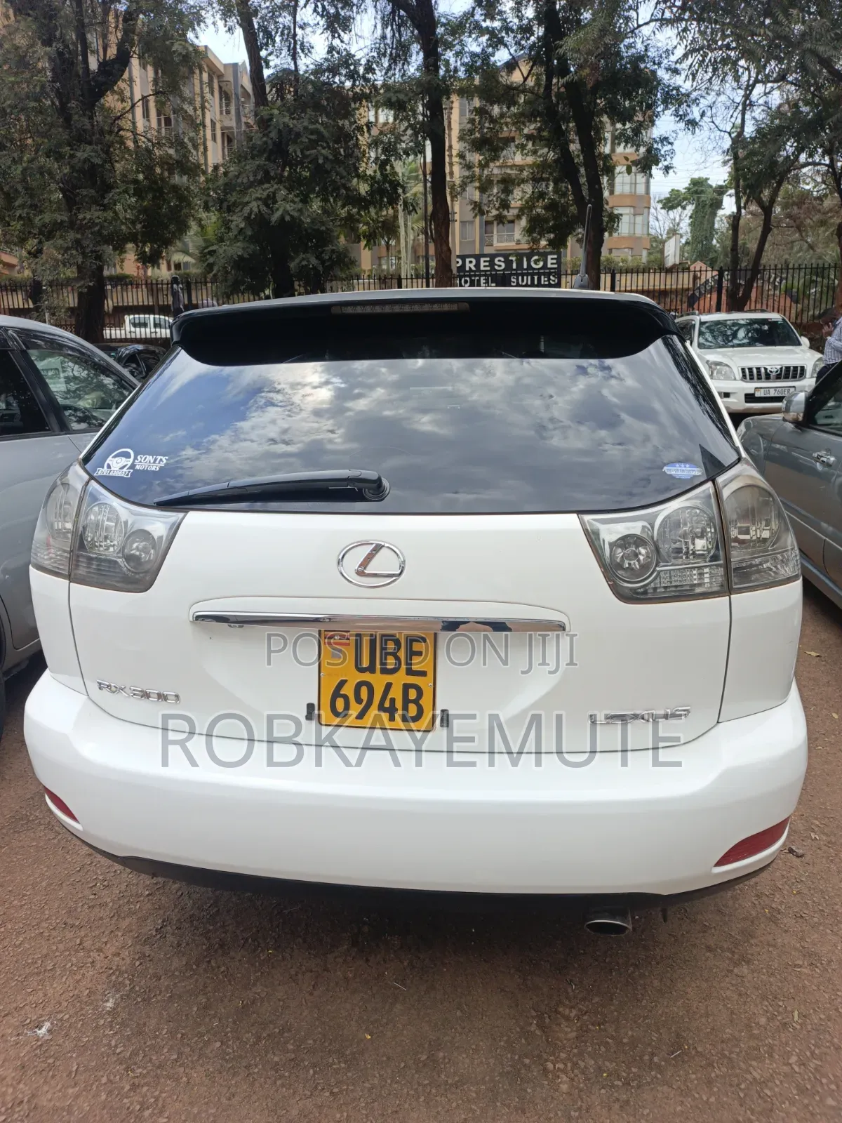 Toyota Harrier 2007 White