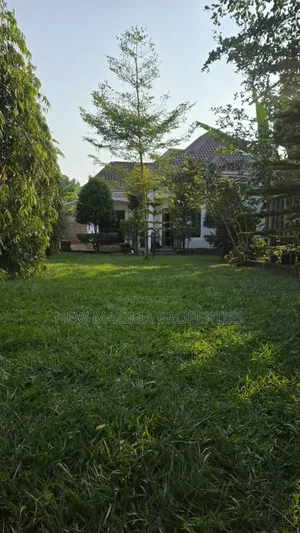 3bdrm Maisonette in Bujjuko Mityaana Rd, Central Division for sale
