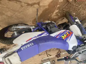 Yamaha 2009 White