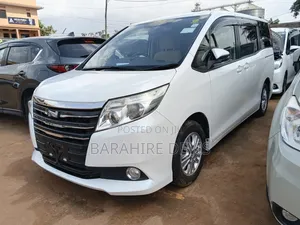 Toyota Noah 2017 White