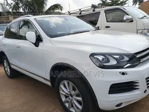 Volkswagen Touareg 2018 White
