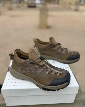 Ecco Genuine Leather Hiking Walking Sneakers