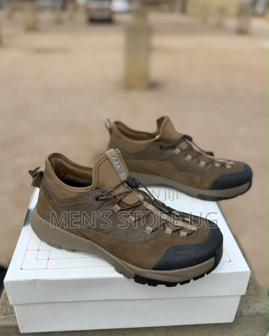 Ecco Genuine Leather Hiking Walking Sneakers
