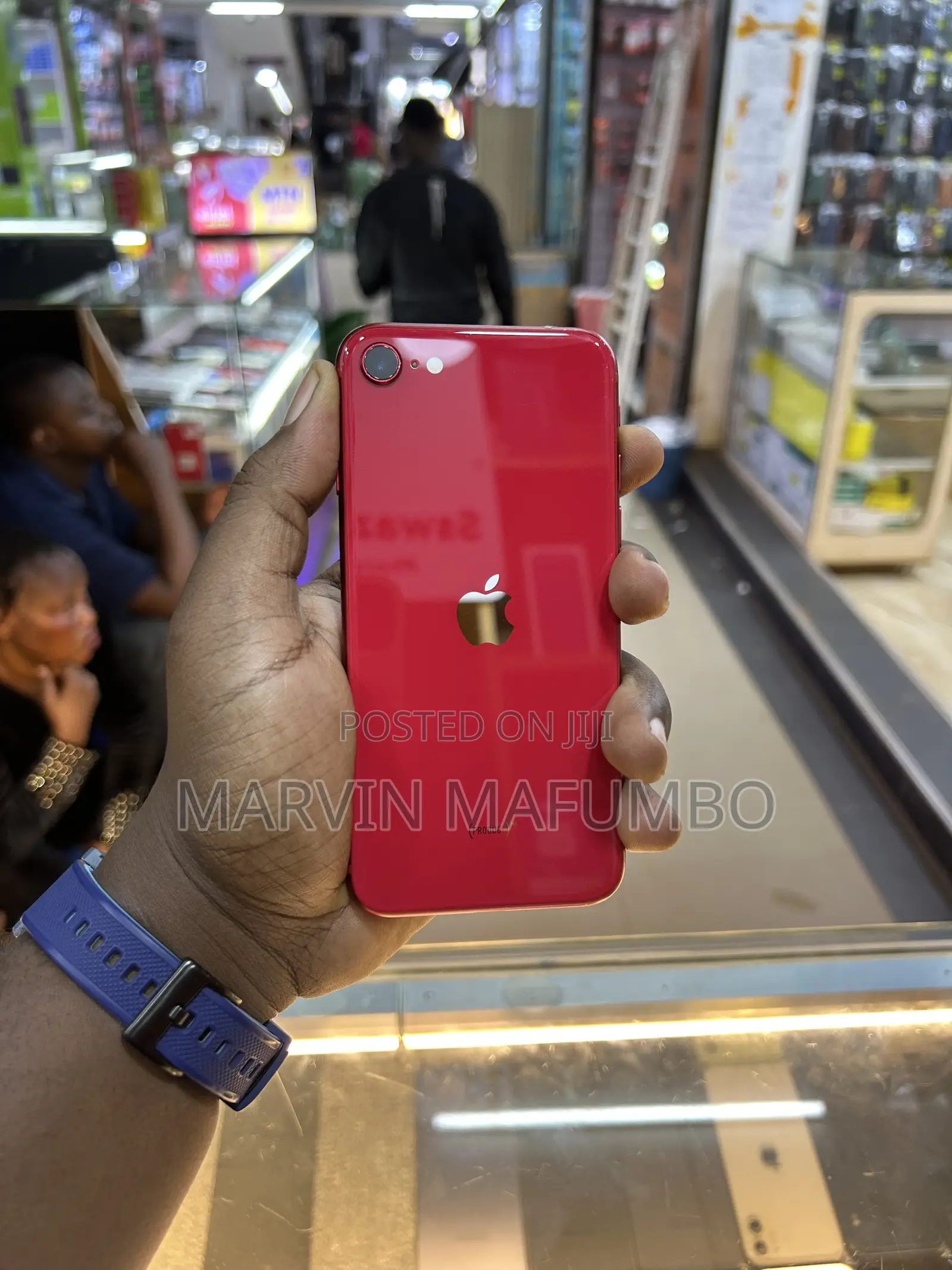 Apple iPhone SE (2020) 64 GB Red