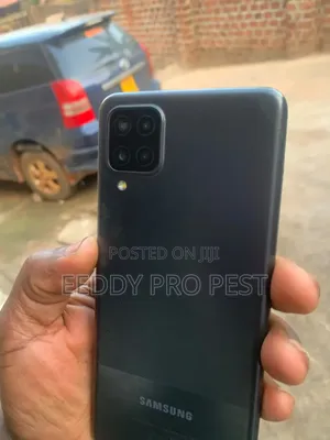 Samsung Galaxy A12 64 GB Black