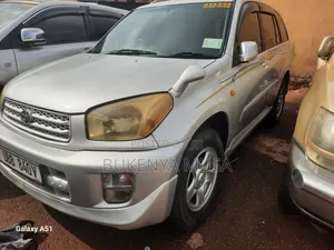 Toyota RAV4 2005 Silver