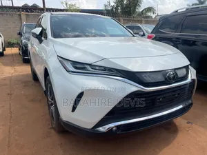 Toyota Harrier 2022 White