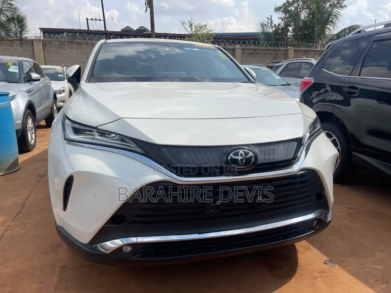 Toyota Harrier 2022 White
