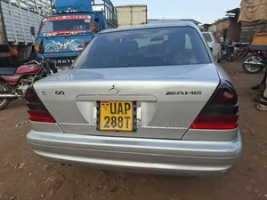 Mercedes-Benz C200 2003 Silver