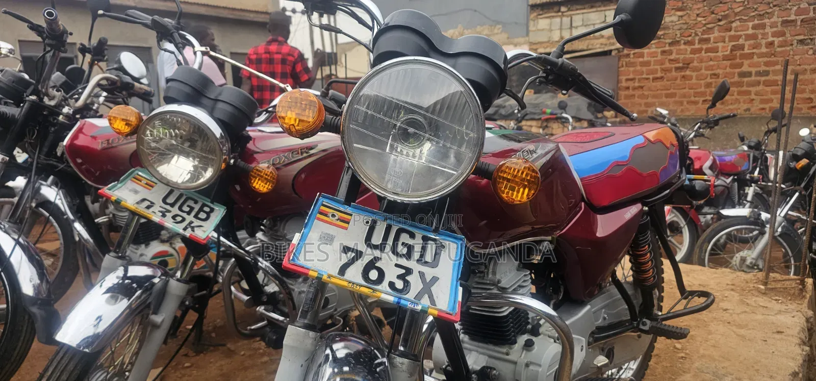 Bajaj Boxer 2025 Red