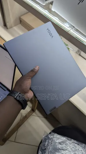 Laptop Lenovo Yoga 7i 16GB AMD Ryzen 7 SSD 512GB