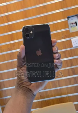 Apple iPhone 11 64 GB Black