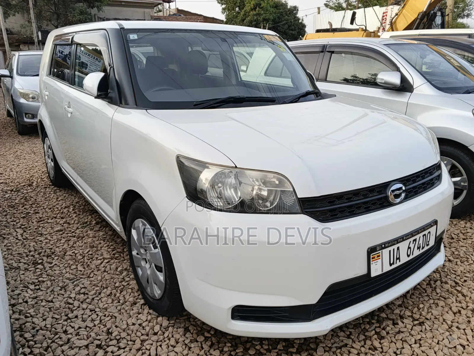Toyota Corolla Rumion 2011 White