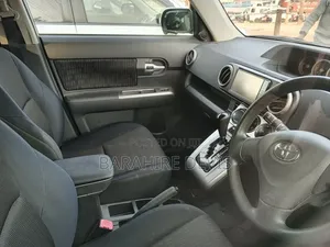 Toyota Corolla Rumion 2011 White