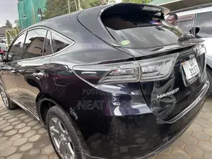 Toyota Harrier 2016 Blue