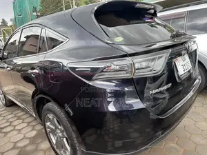 Toyota Harrier 2016 Blue