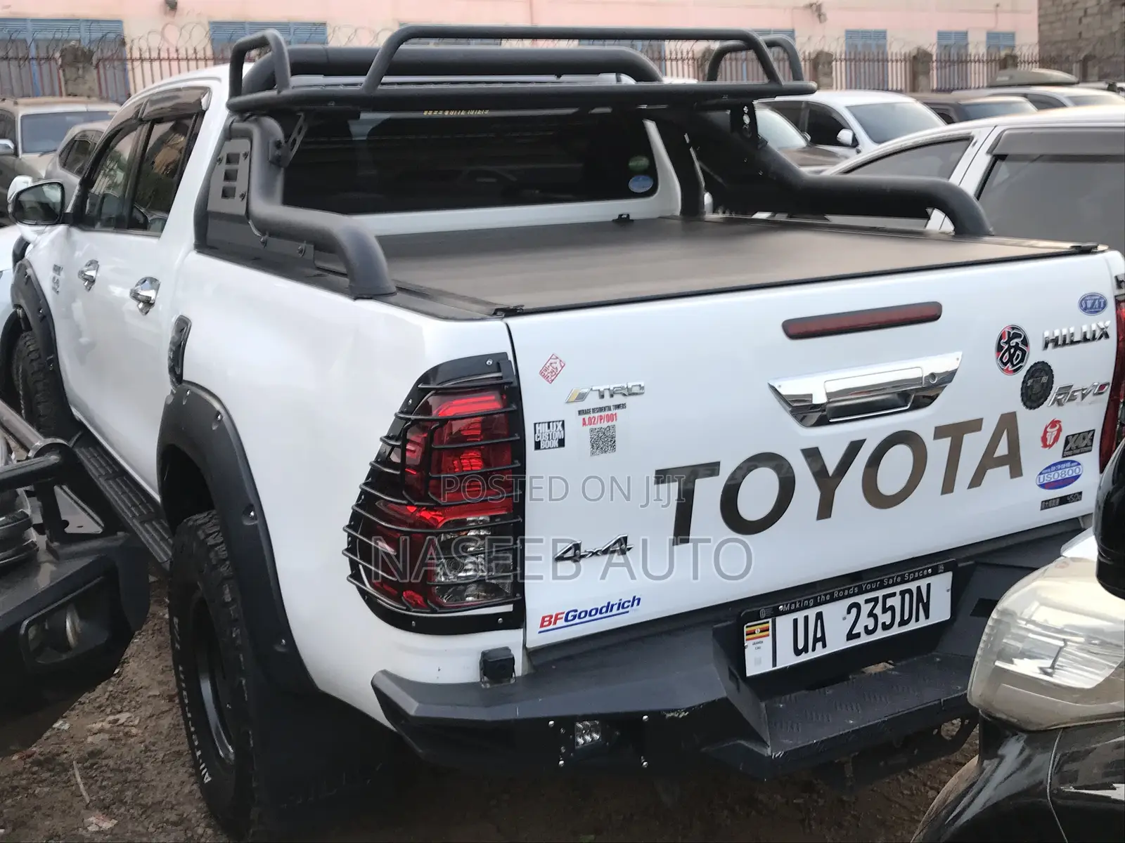 Toyota Hilux 2018 White