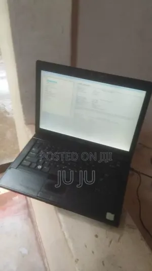Laptop Dell Latitude 7390 4GB Intel Core i7 HDD+SSD 128GB