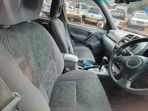 Toyota RAV4 2004 Silver