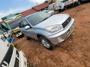 Toyota RAV4 2004 Silver