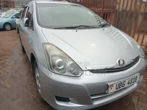 Toyota Wish 2009 Silver