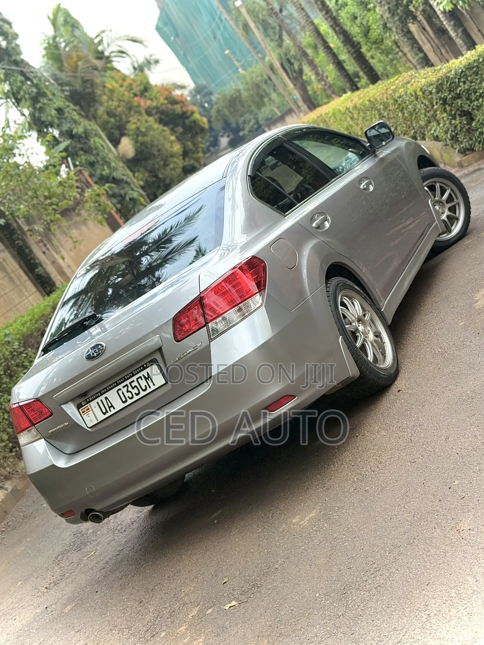 Subaru Legacy 2012 Silver
