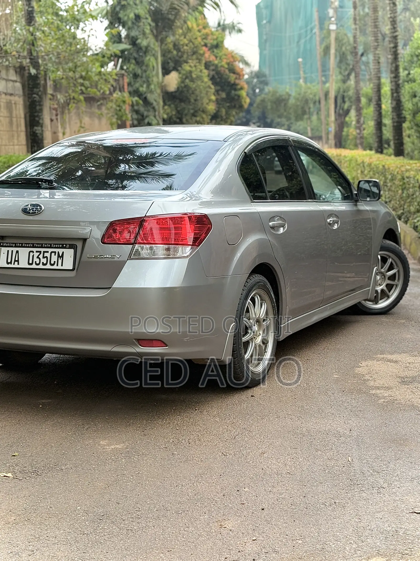 Subaru Legacy 2012 Silver
