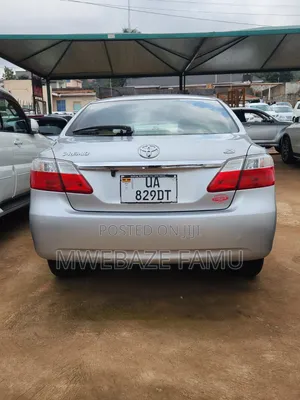 Toyota Premio 2010