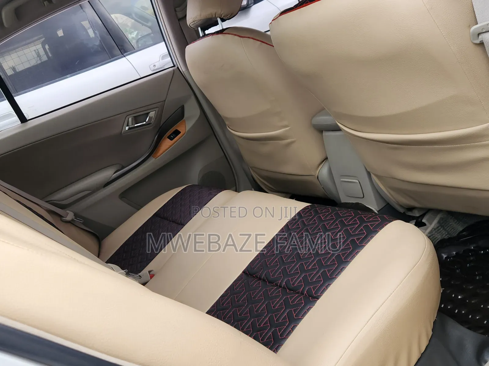 Toyota Premio 2010