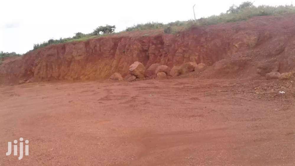Maram Land For Sell