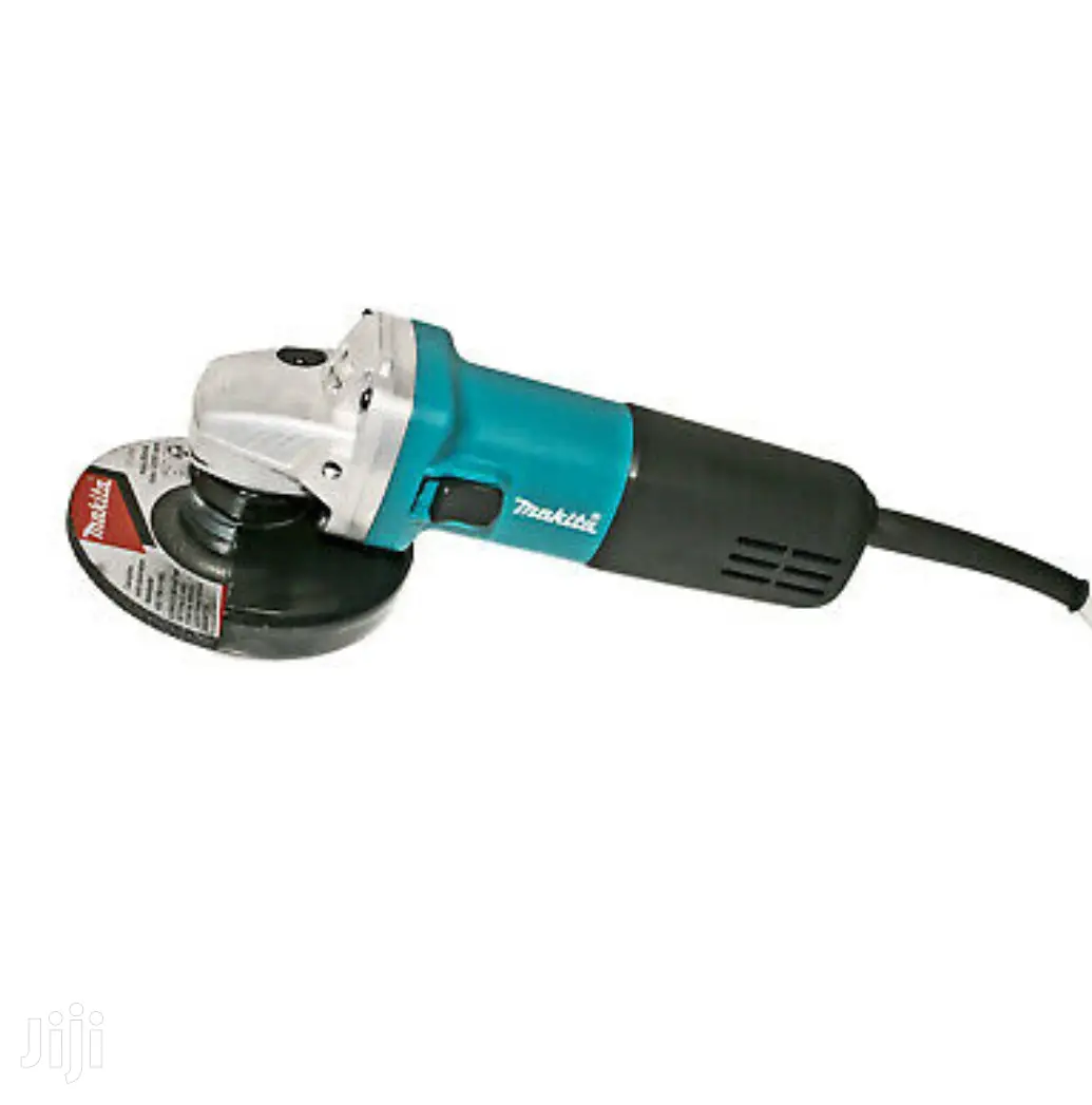 Makita 125mm Corded Angle Grinder 710W