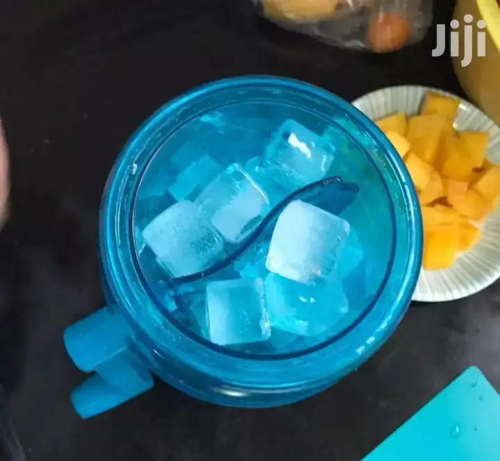 Sala Manual Ice Crusher Machine