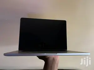 Laptop Apple MacBook Pro 16GB Intel Core i7 SSD 512GB