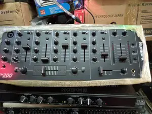 Numark Dj Mixer Cm200