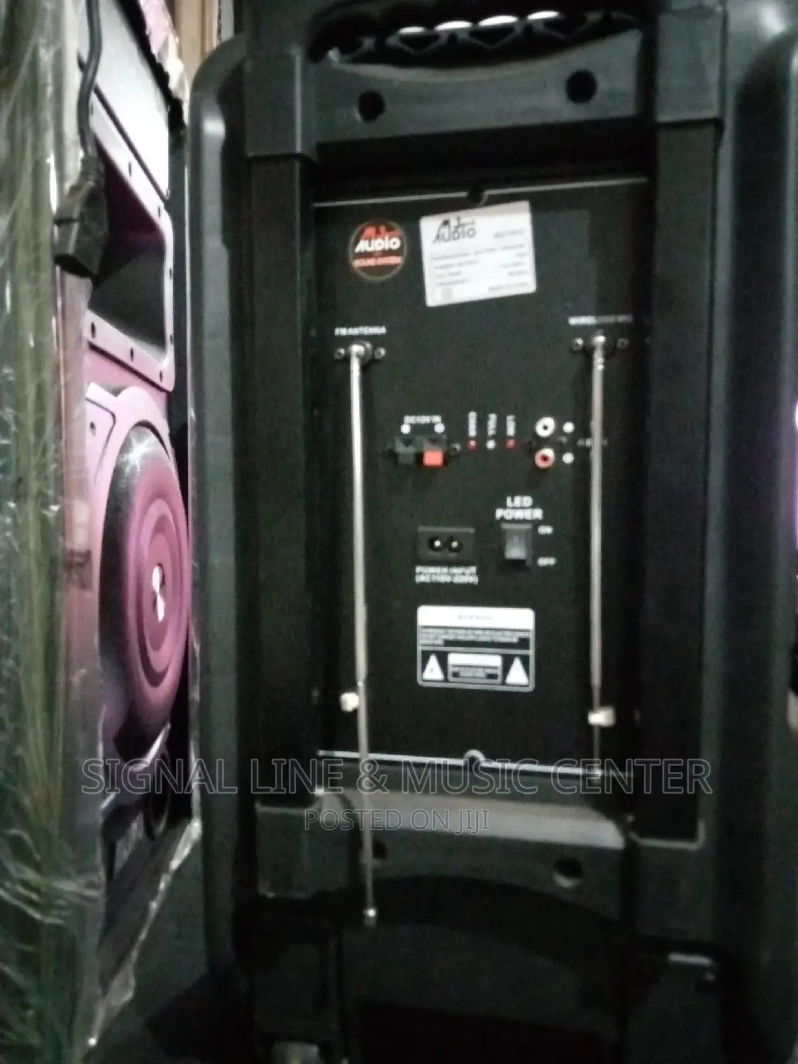 M Jack Amplifired Speakers Size 12