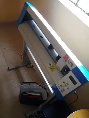 Brand New Vinyl Print Cut Plotter