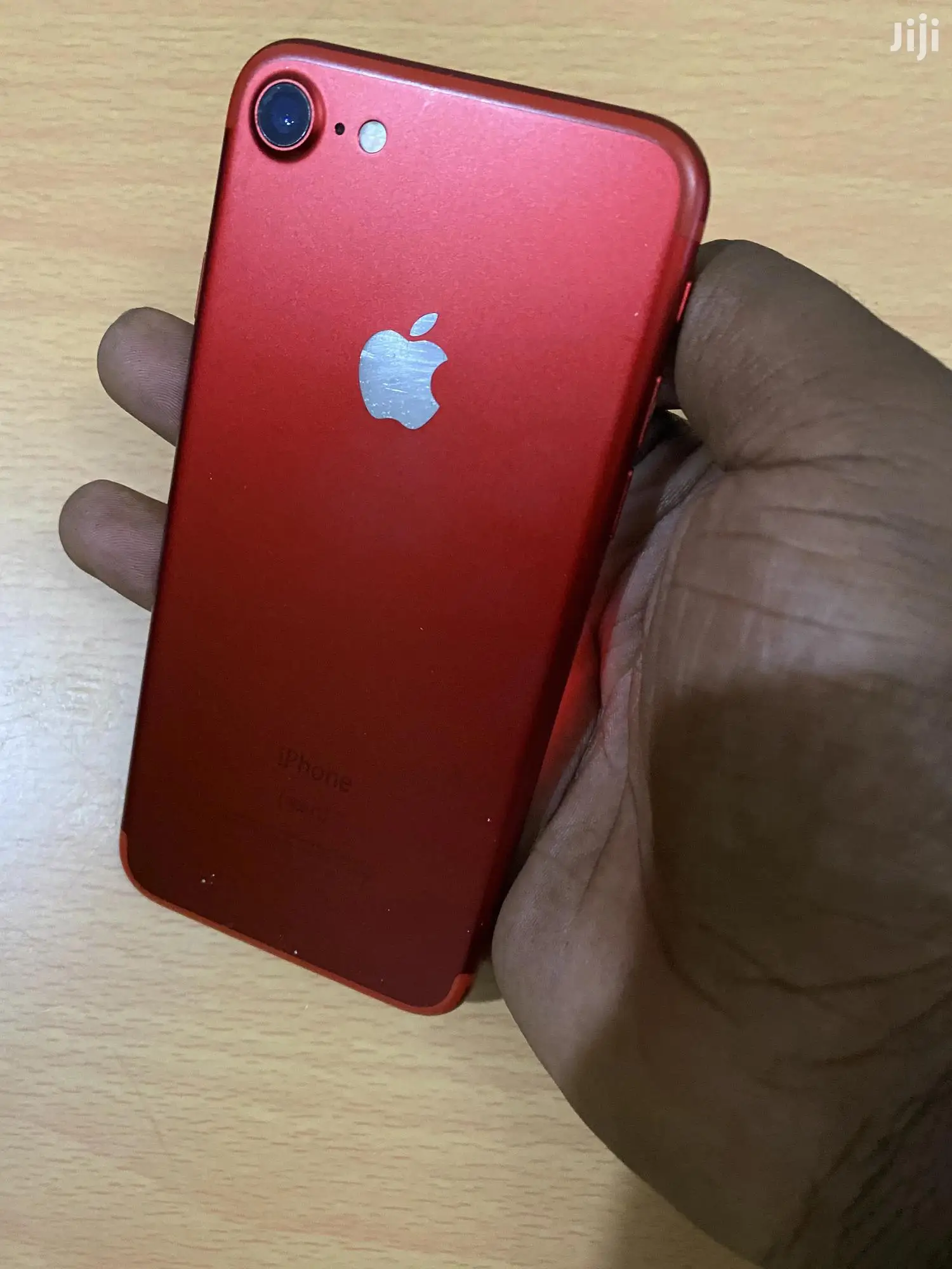 Apple iPhone 7 32 GB Red