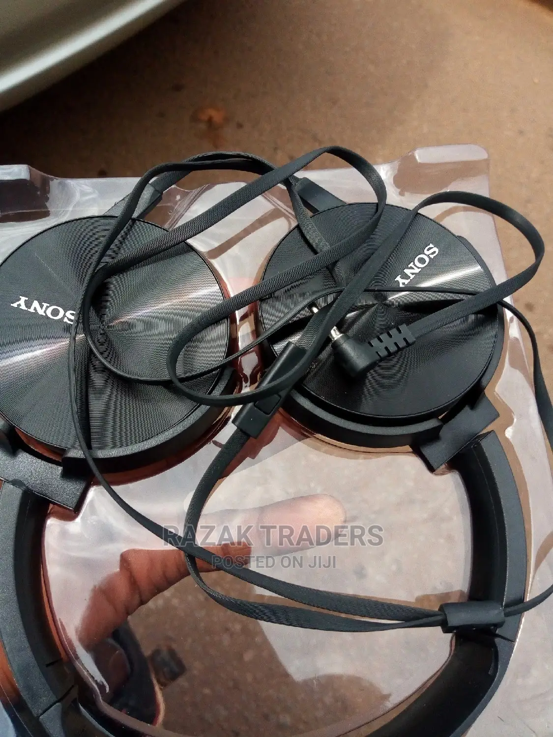 Wired Headphones