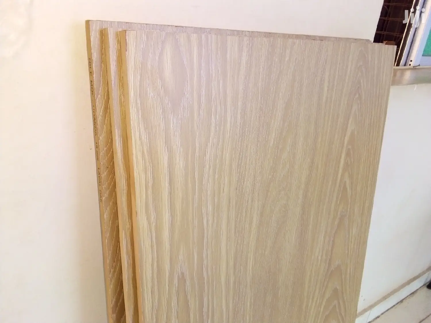 Modern Table/ Desk