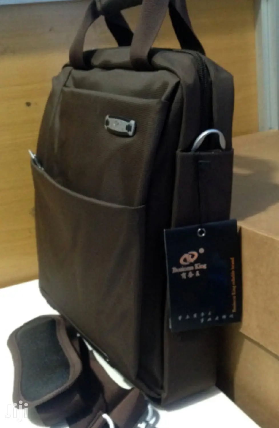 Business King 13" Waterproof Executive Shoulder Bag