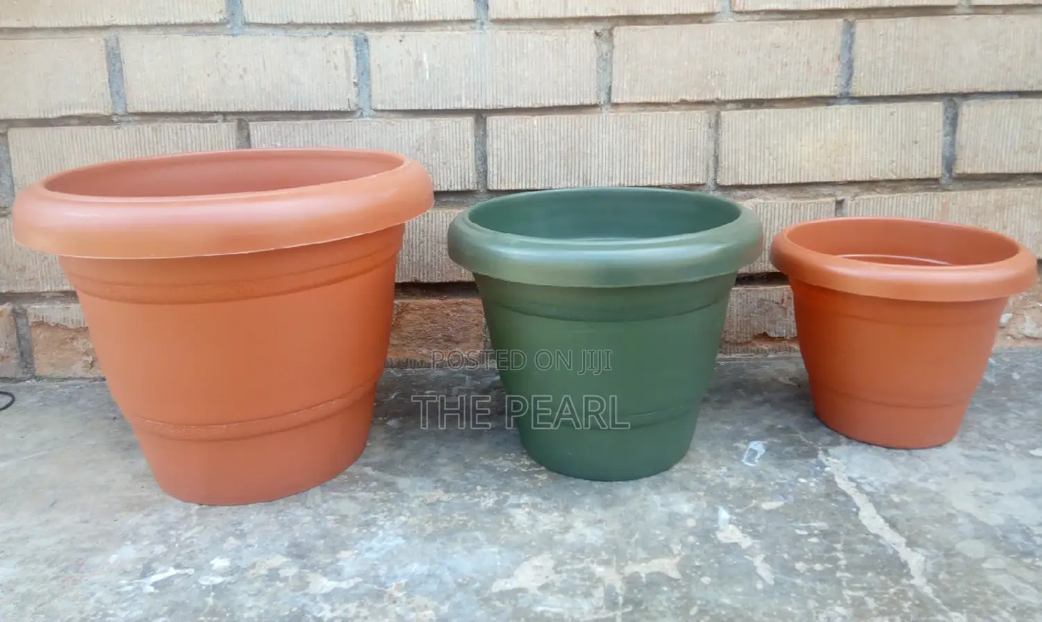 Plastic Round Flower Pots