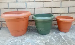 Plastic Round Flower Pots