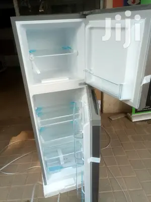 HISENSE 220litres Double Door Refrigerator