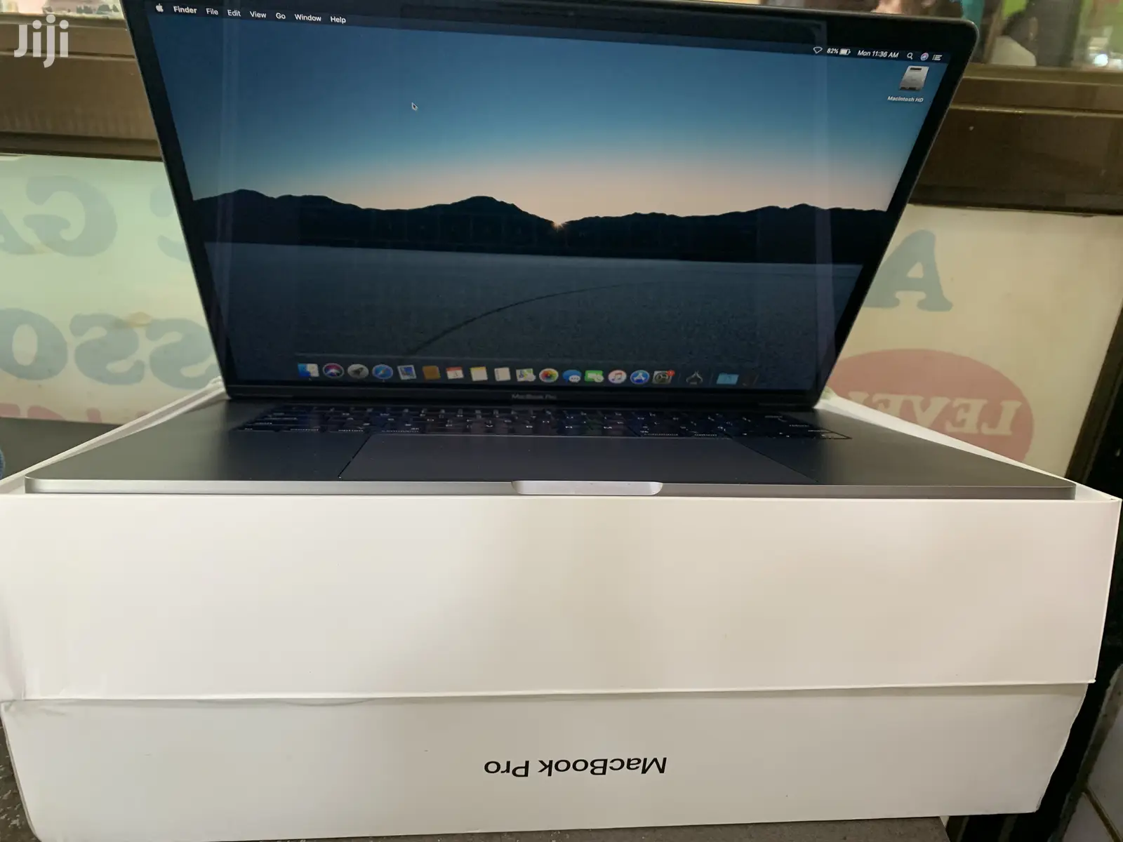 Laptop Apple MacBook Pro 16GB Intel Core i9 SSD 512GB