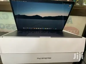 Laptop Apple MacBook Pro 16GB Intel Core i9 SSD 512GB